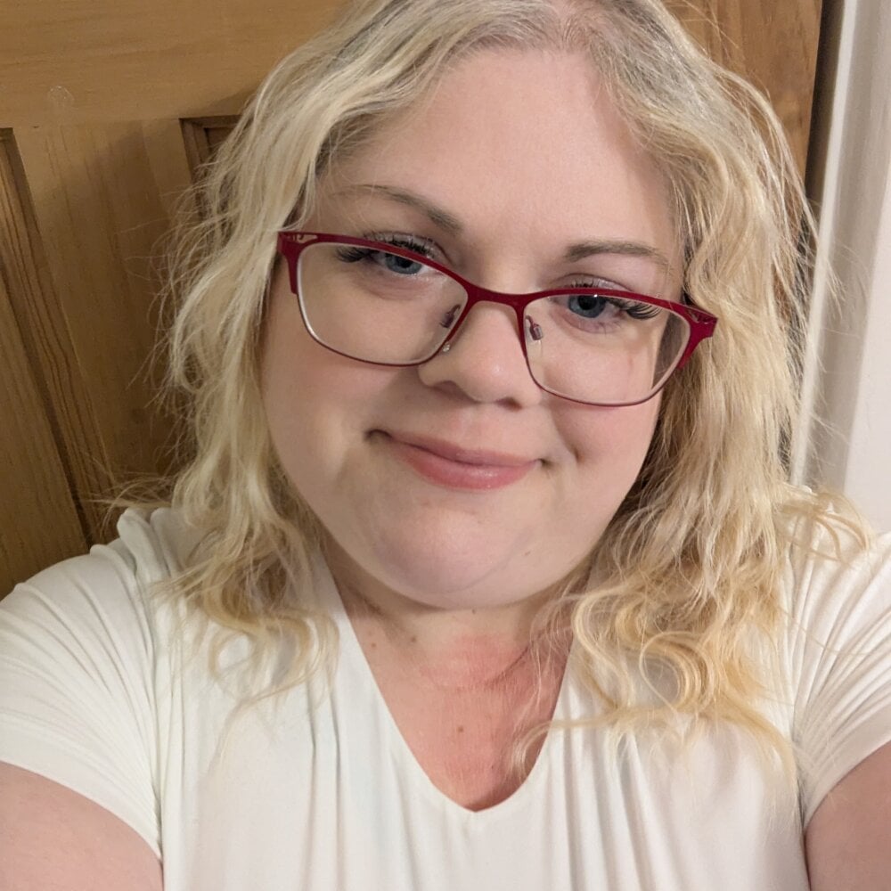 Kinkyhousewife83