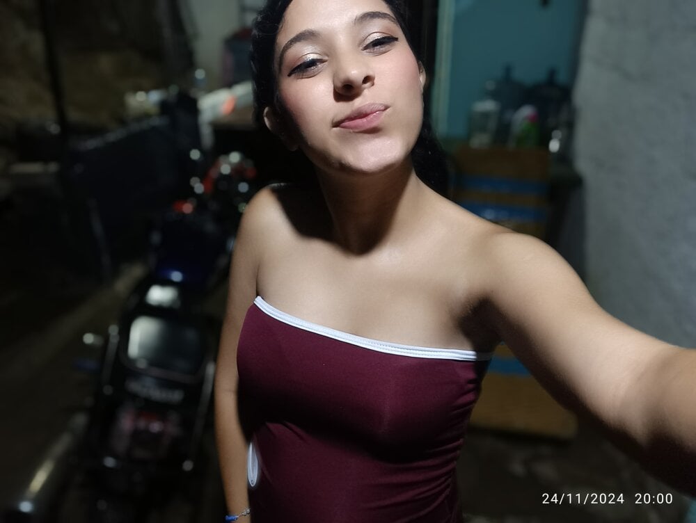 Kitten_Pinky