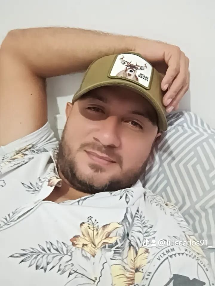 LATINO-HOT23