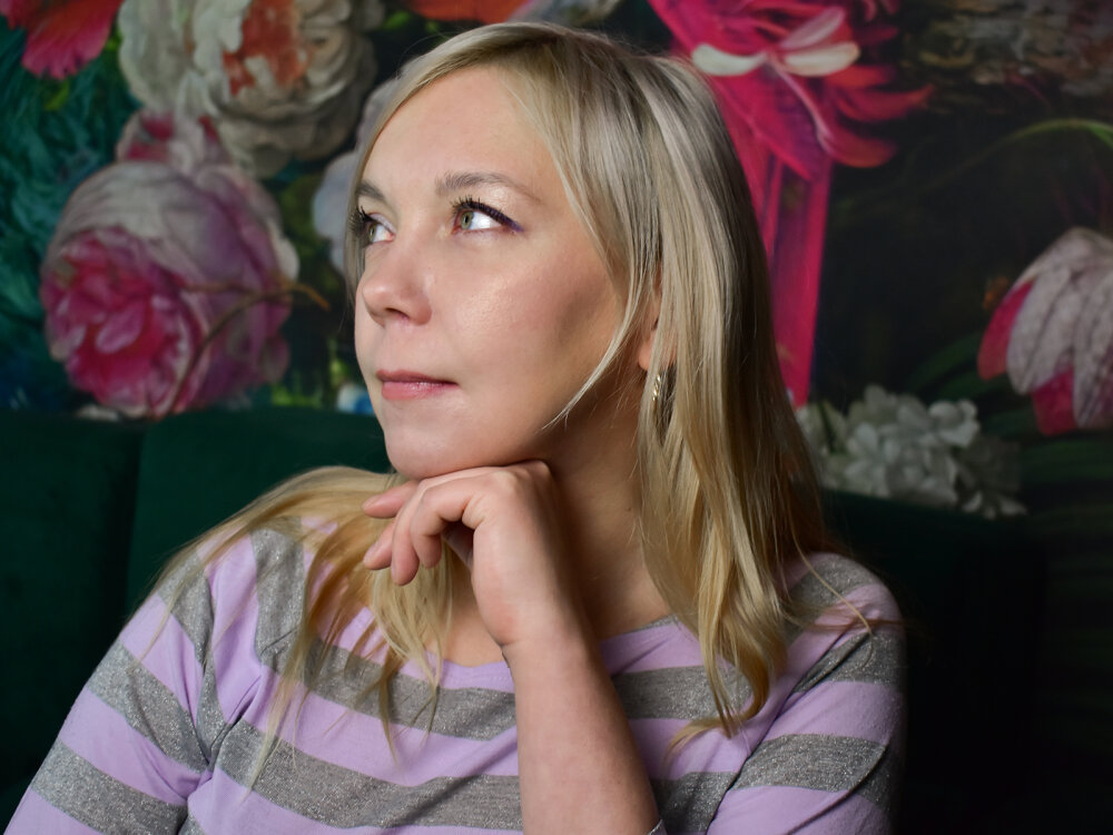 LadyBlondee