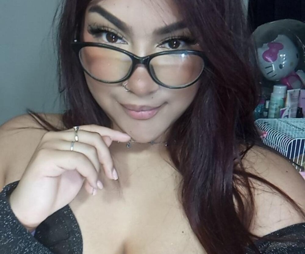 Layla_Sakura