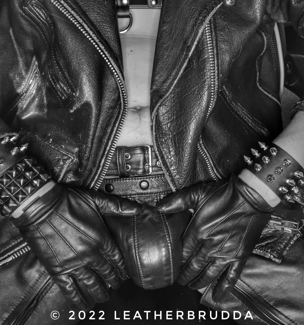 LeatherBrudda69