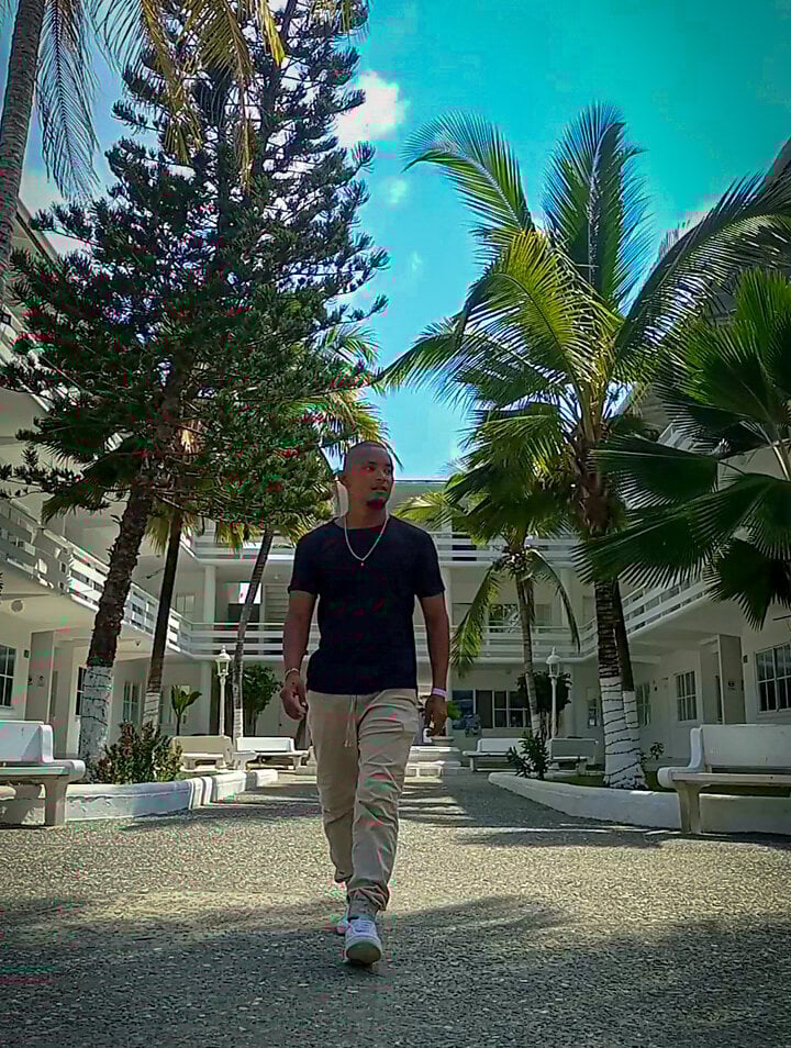 Leo_Guerrero