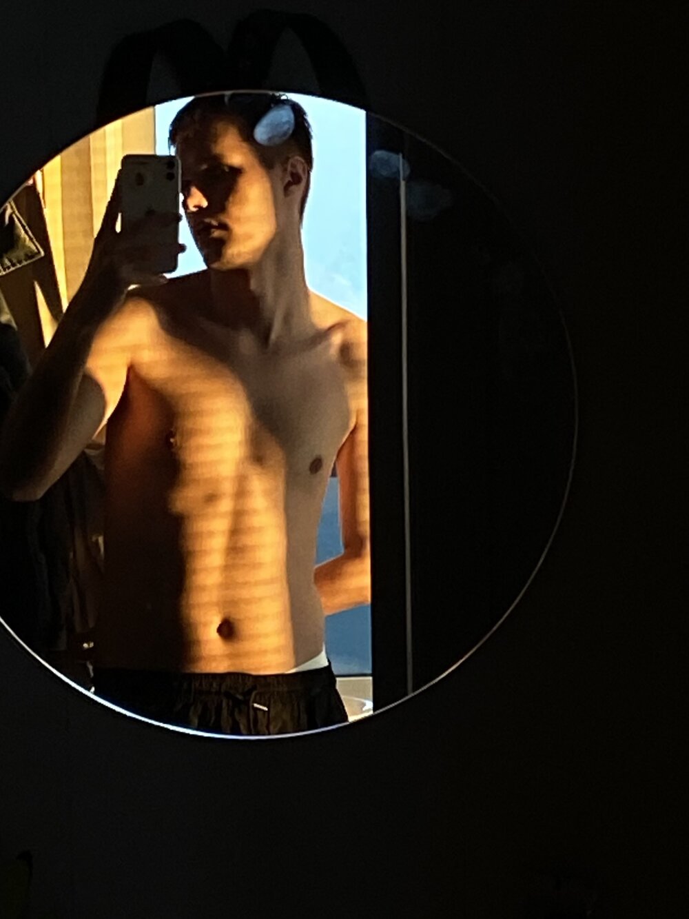 Leonnextdoor