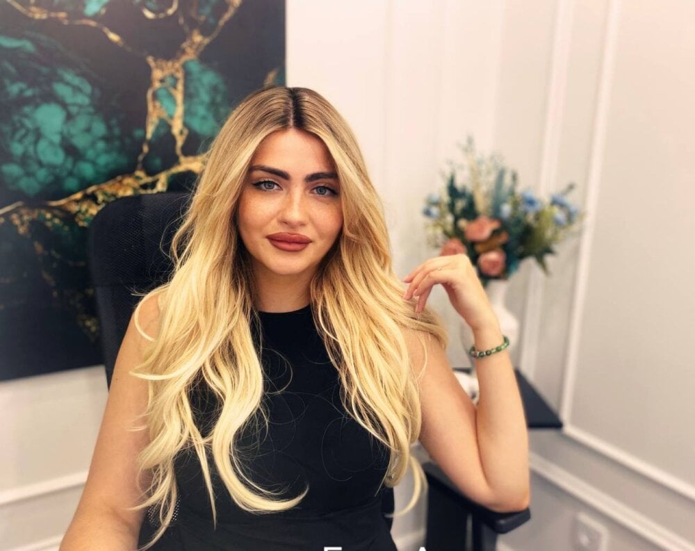 LeslieMineg