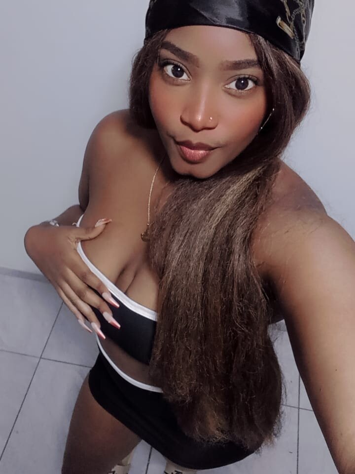Leslie_Mouthon
