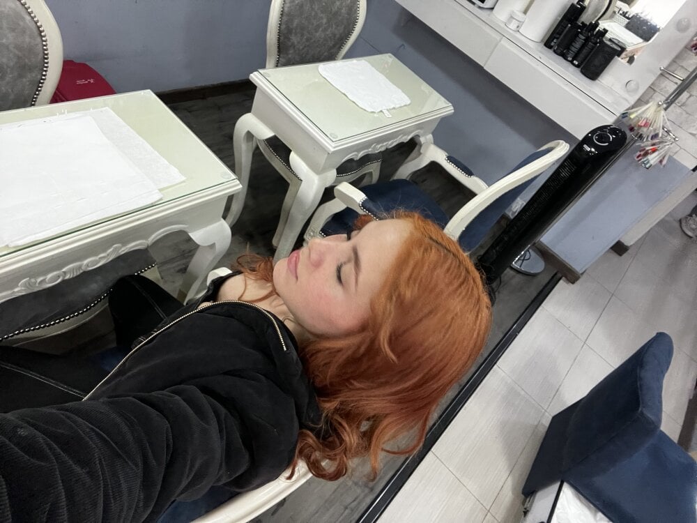 Lorraine_Leon