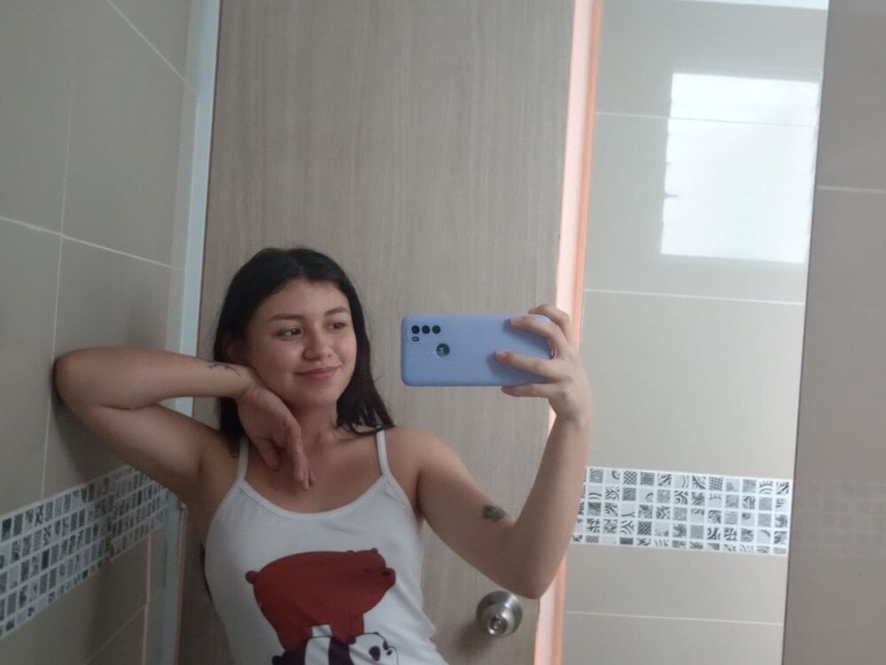 Lovely_laura69