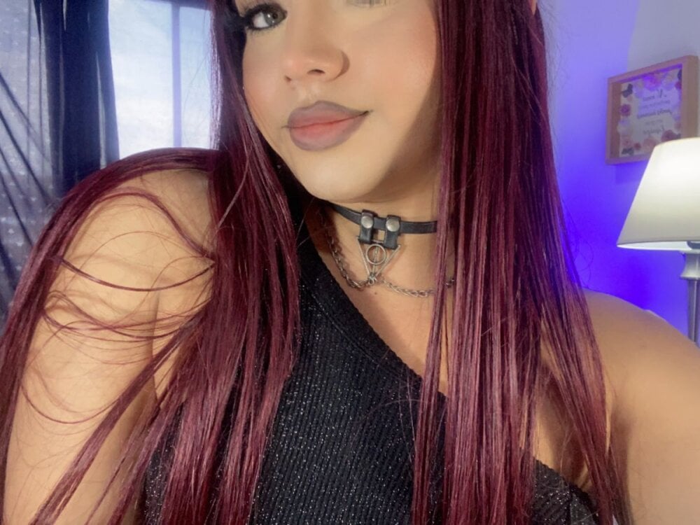 LuciaSexy_R