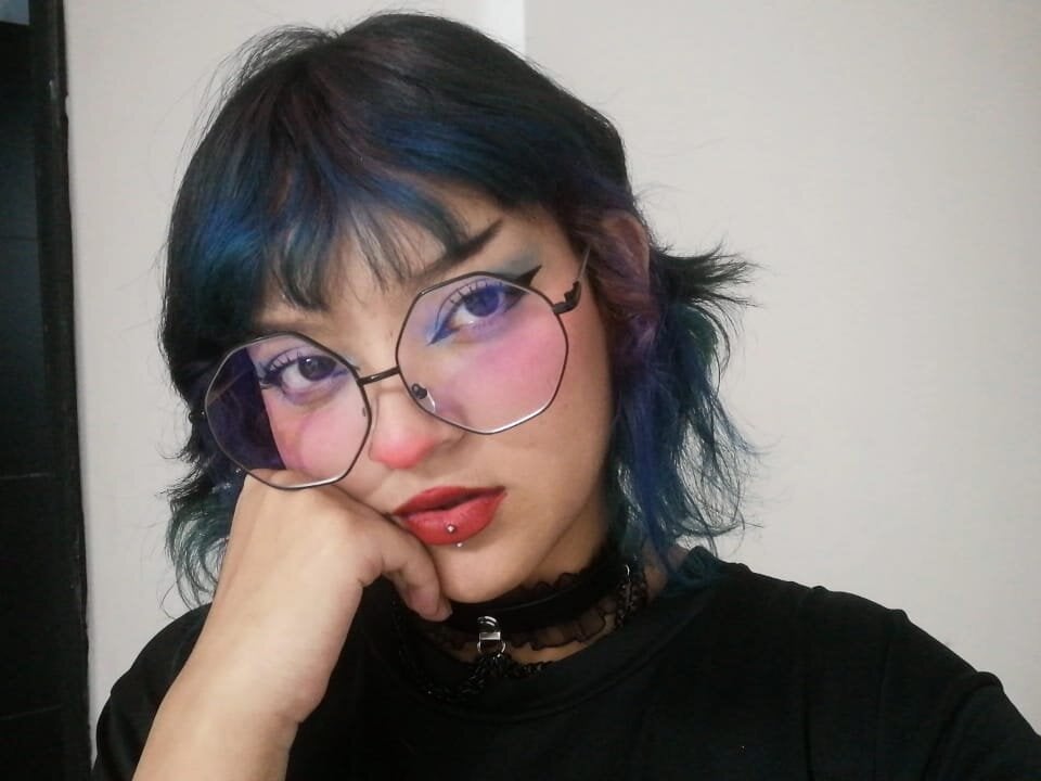 Lucyliw_
