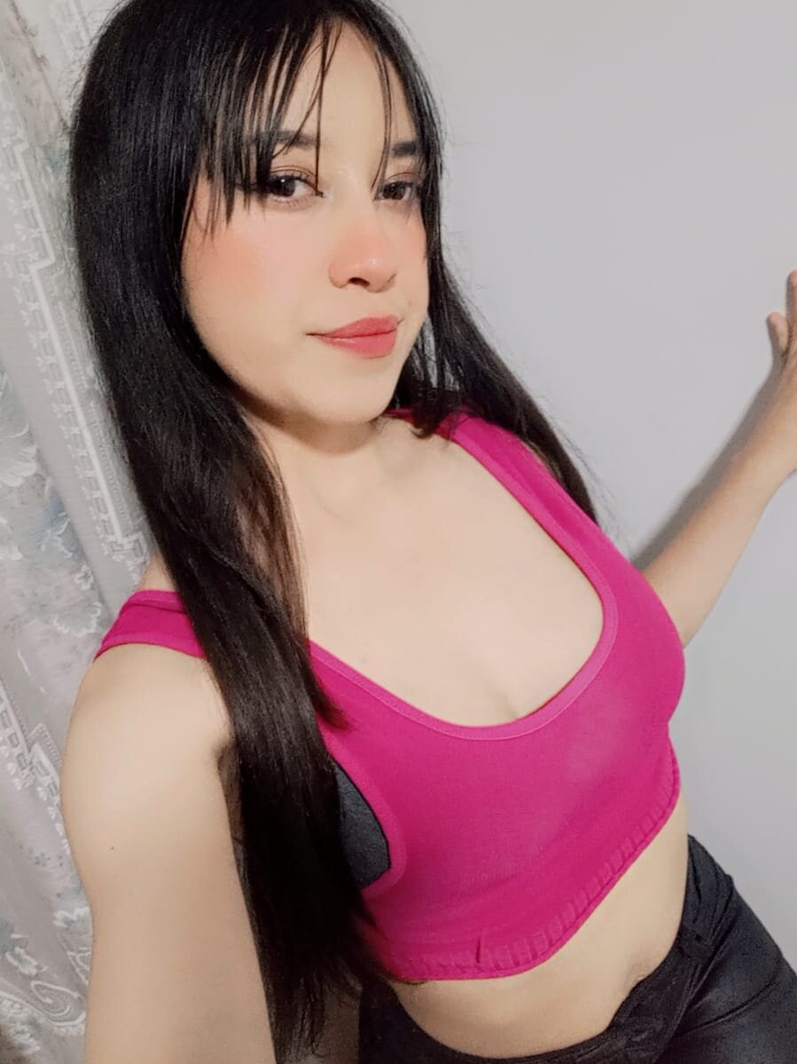 Lunar_Lilyy