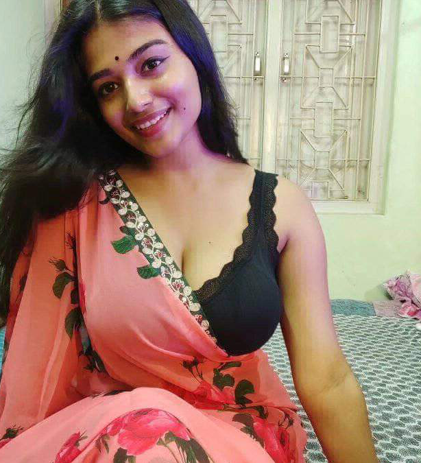 Lusty_Prachi007