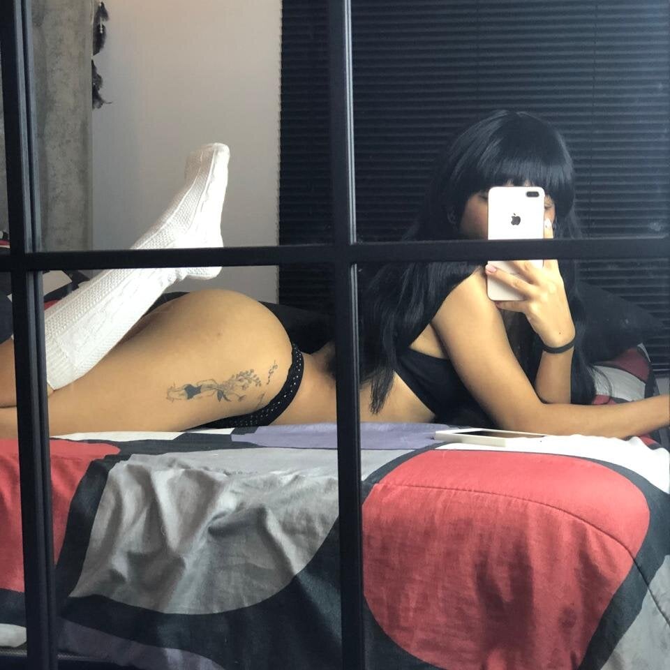 LuucyBloom_