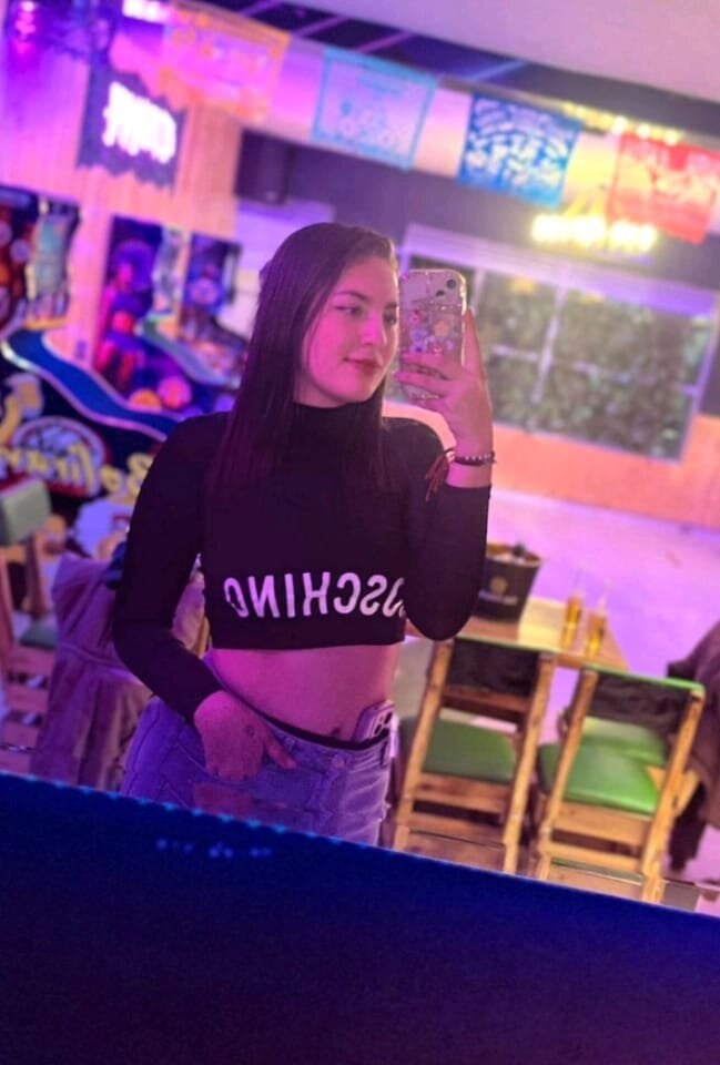 MONA__CANDY