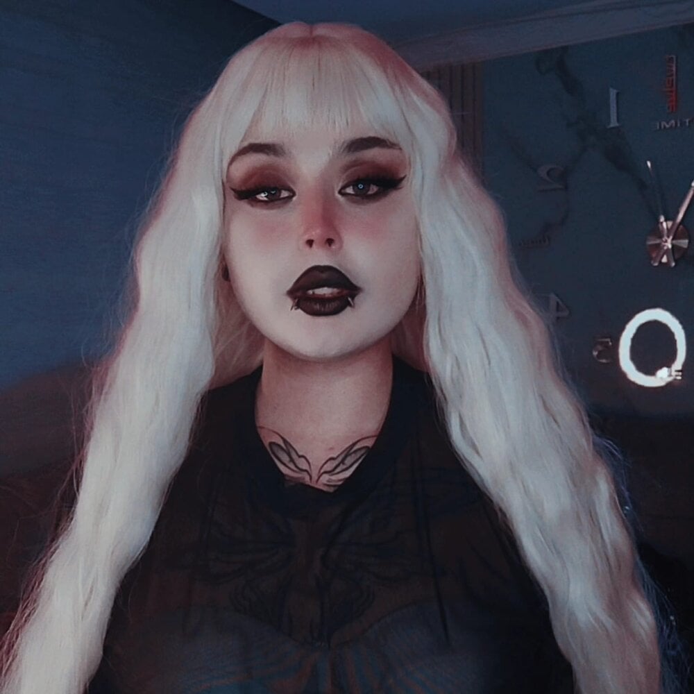 Madamexravenx