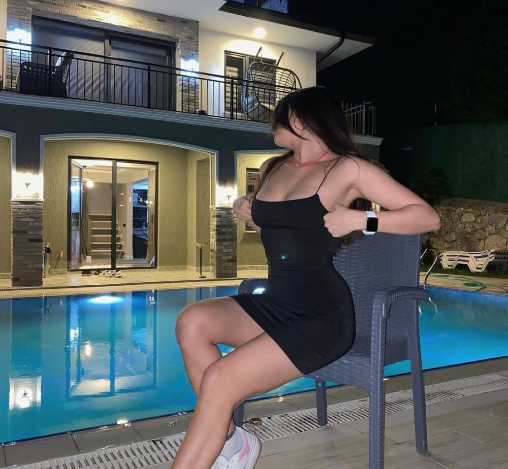 Manolya