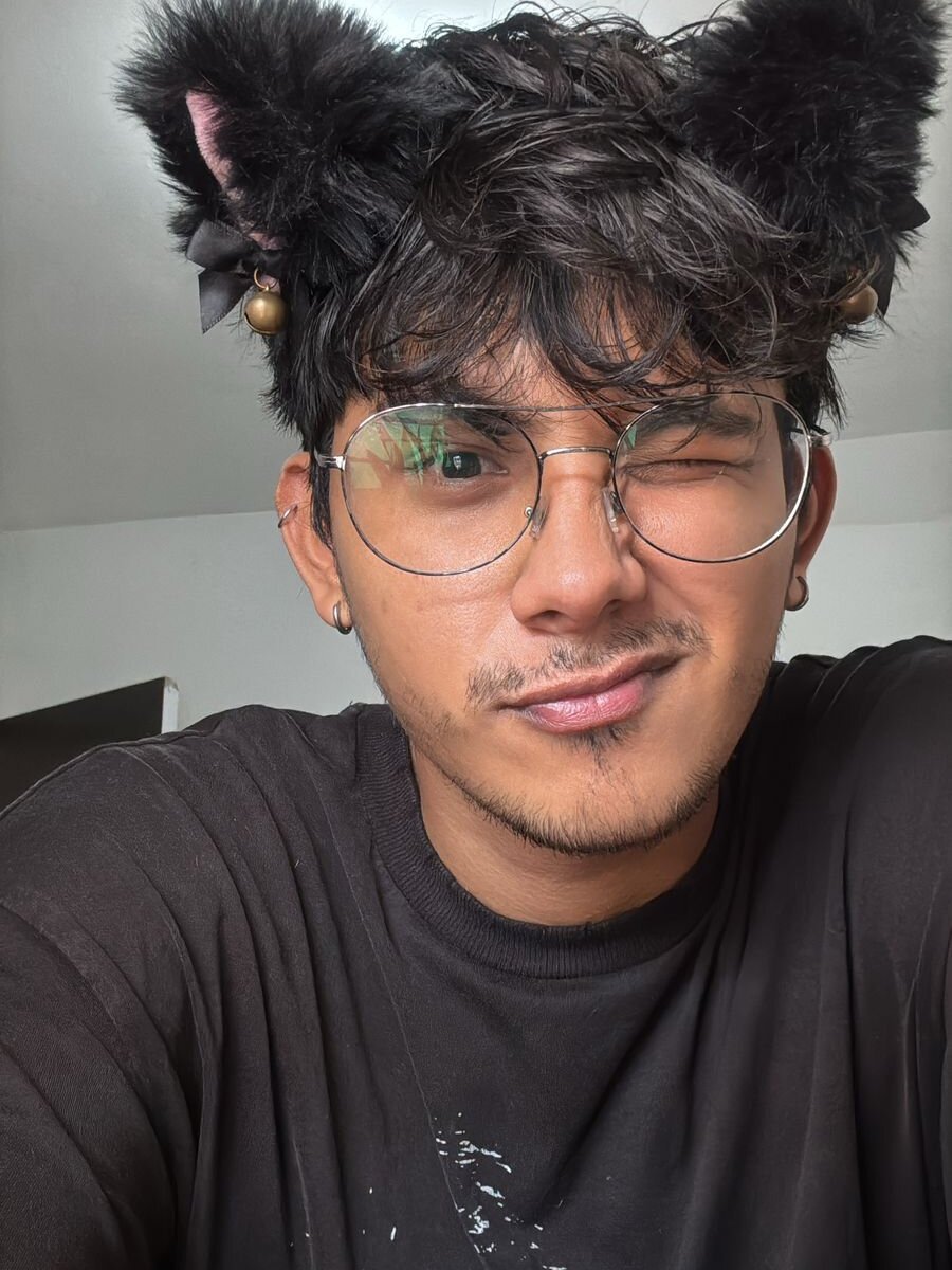 Max_Moon_
