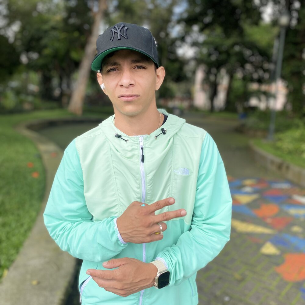 Mf_adrian