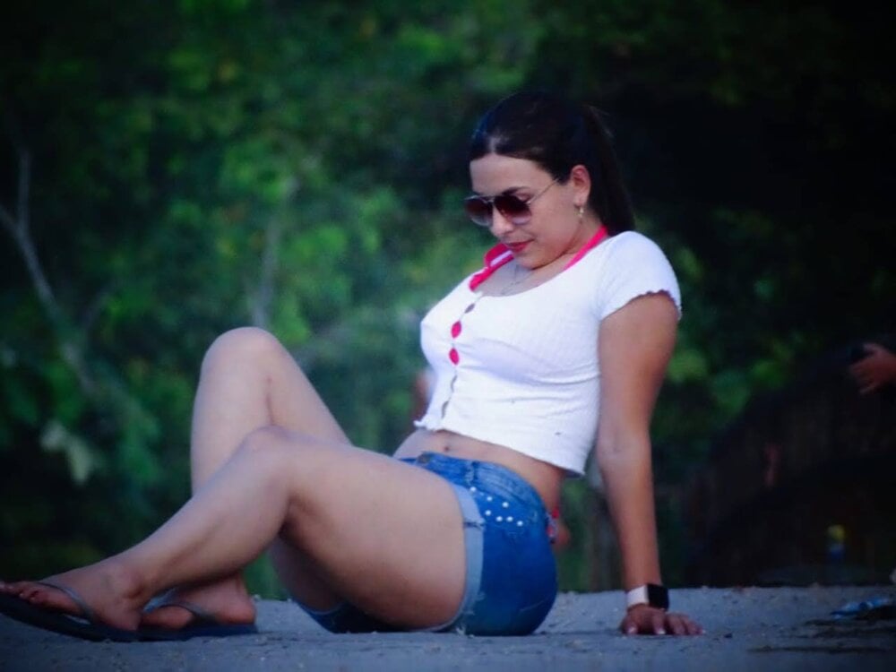 Mia-Monroy