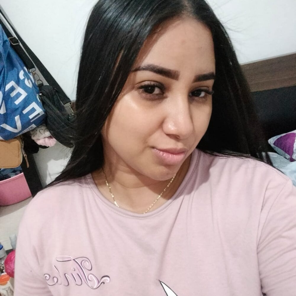 Mia_sweet_18_