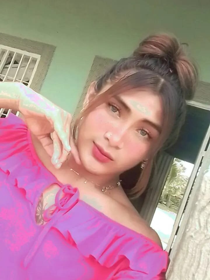 Mia_sweetts