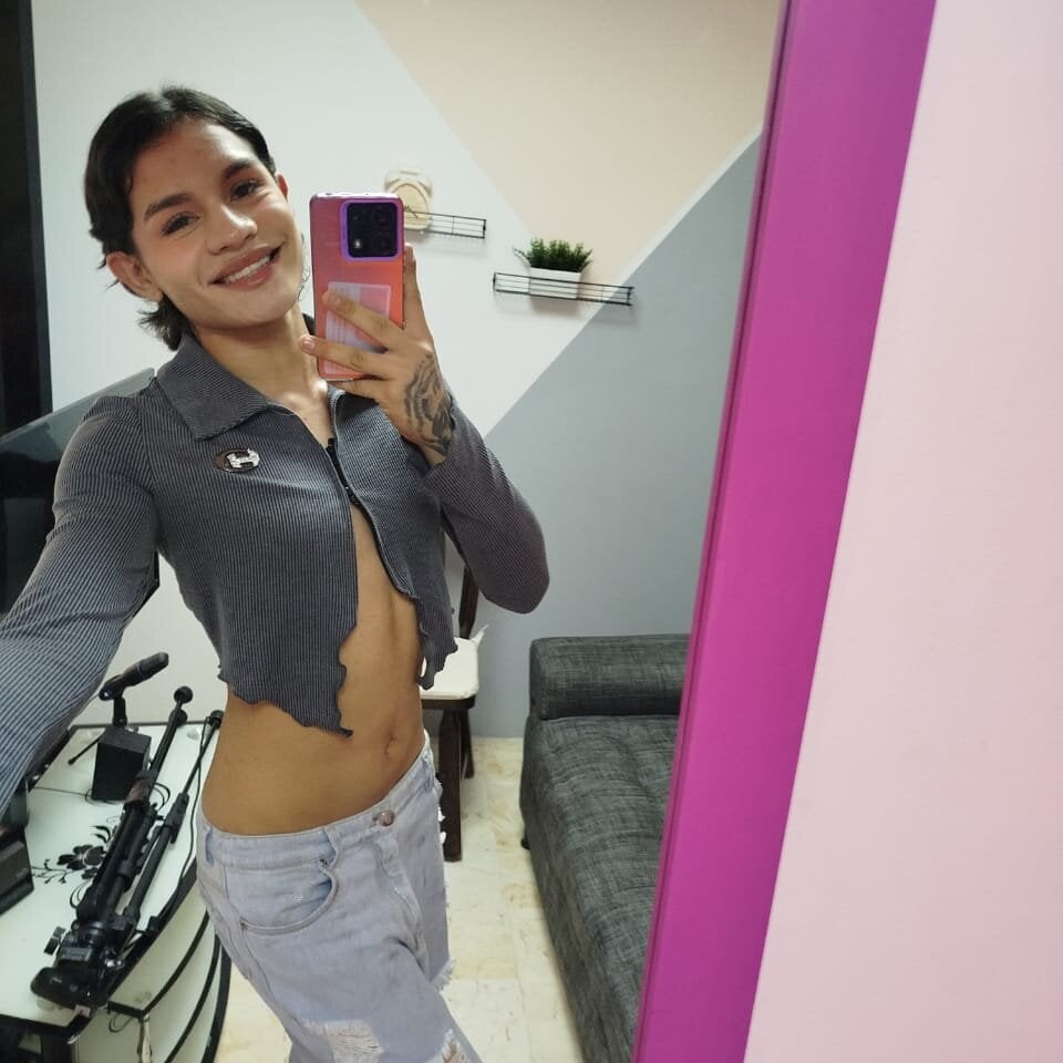 MoonRoxee