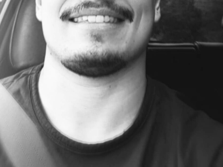 Moreno__jovem