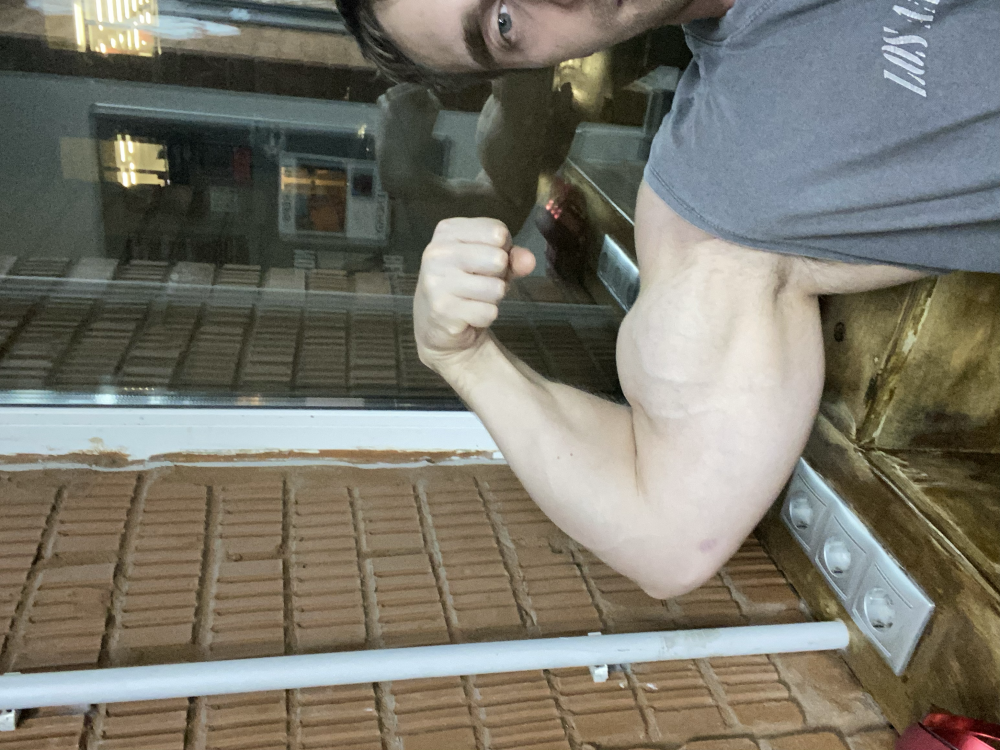 Mrbiceps23