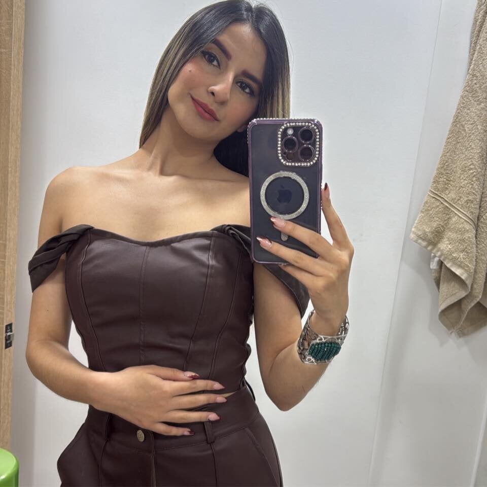 NIQUEILLA8