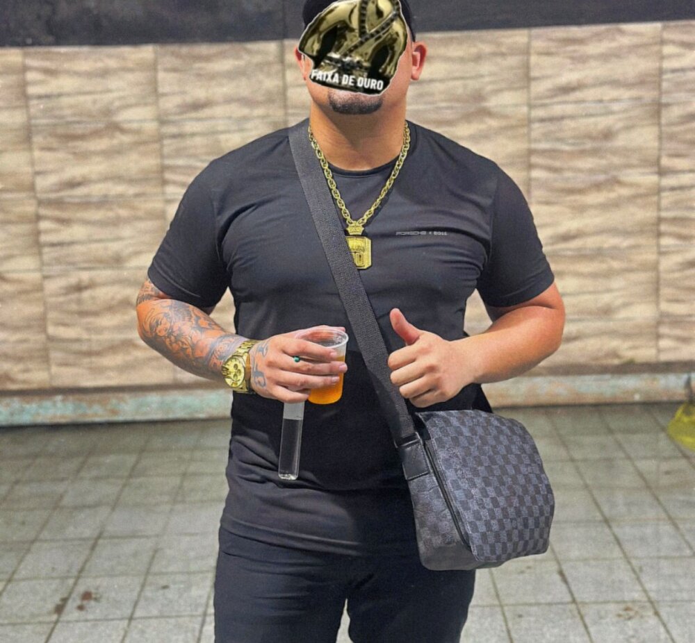 NOVINHOG0ST0S0