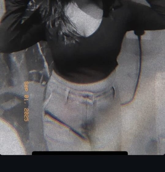 Naughtyy_Girl
