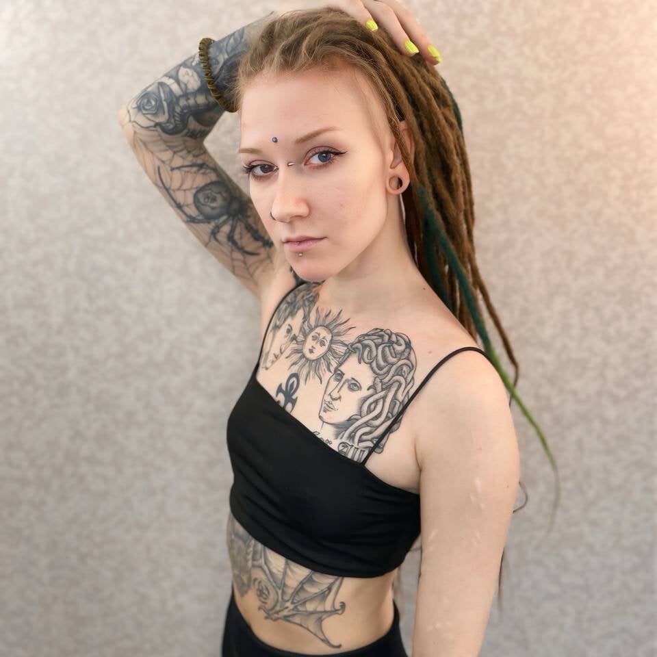 NeomiDemma