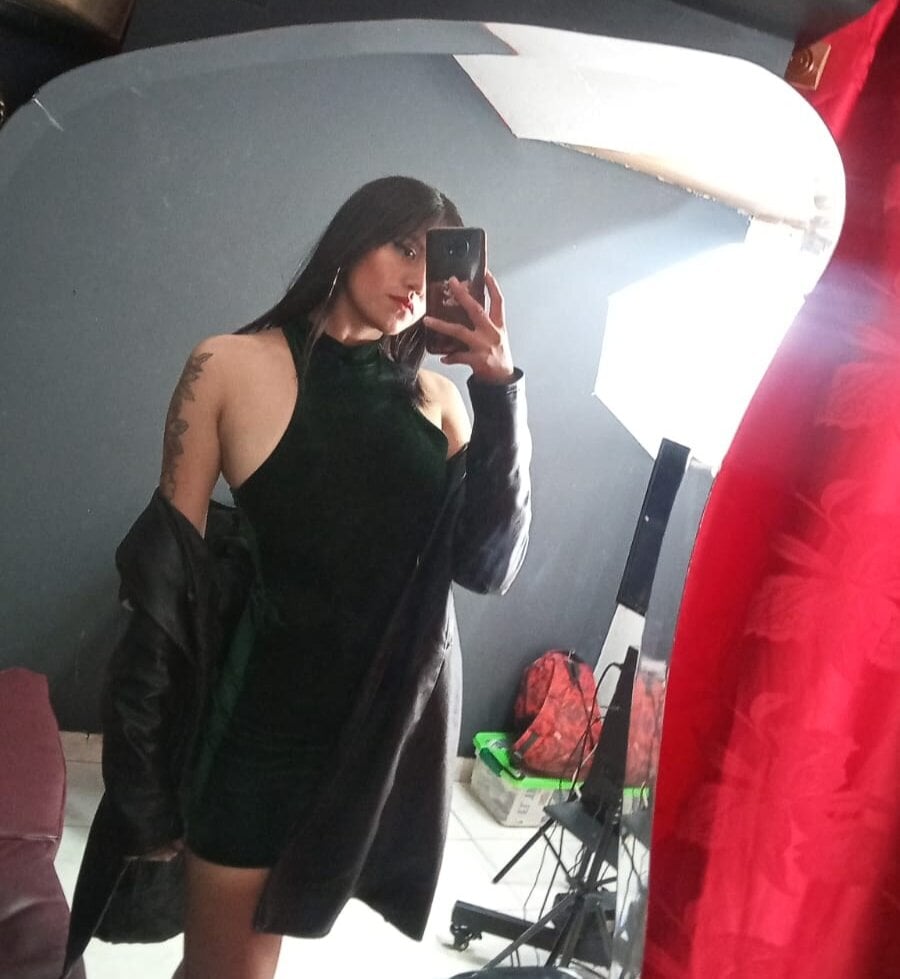 Nikky_brow