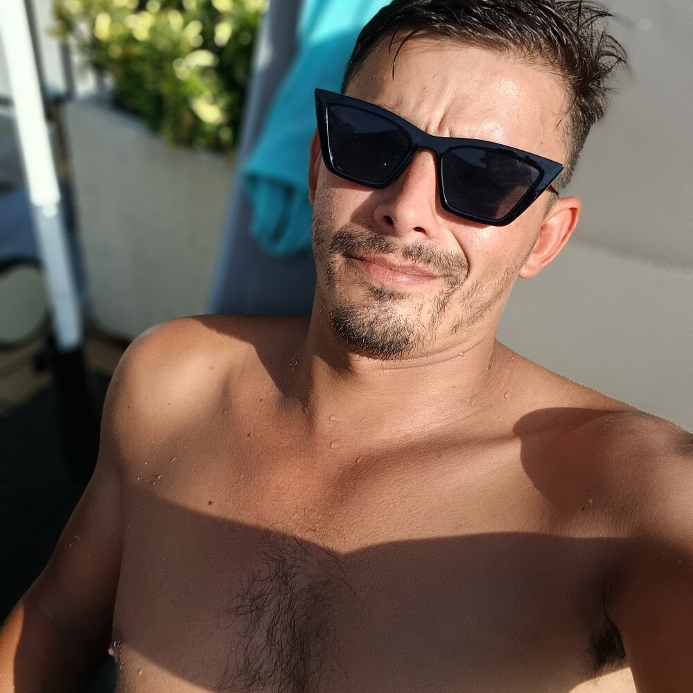 NikolasXL01