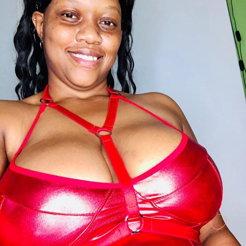 Olivia_Slut