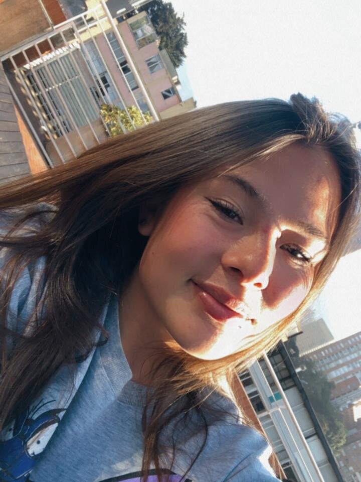 Olivia_v_