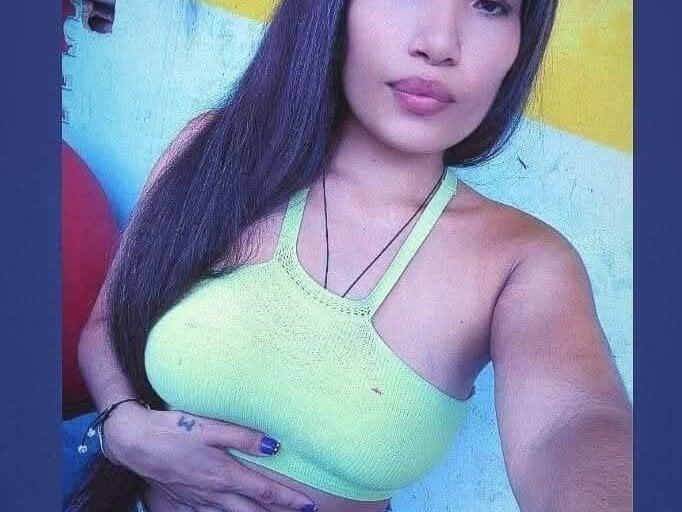 Pamela_Love77
