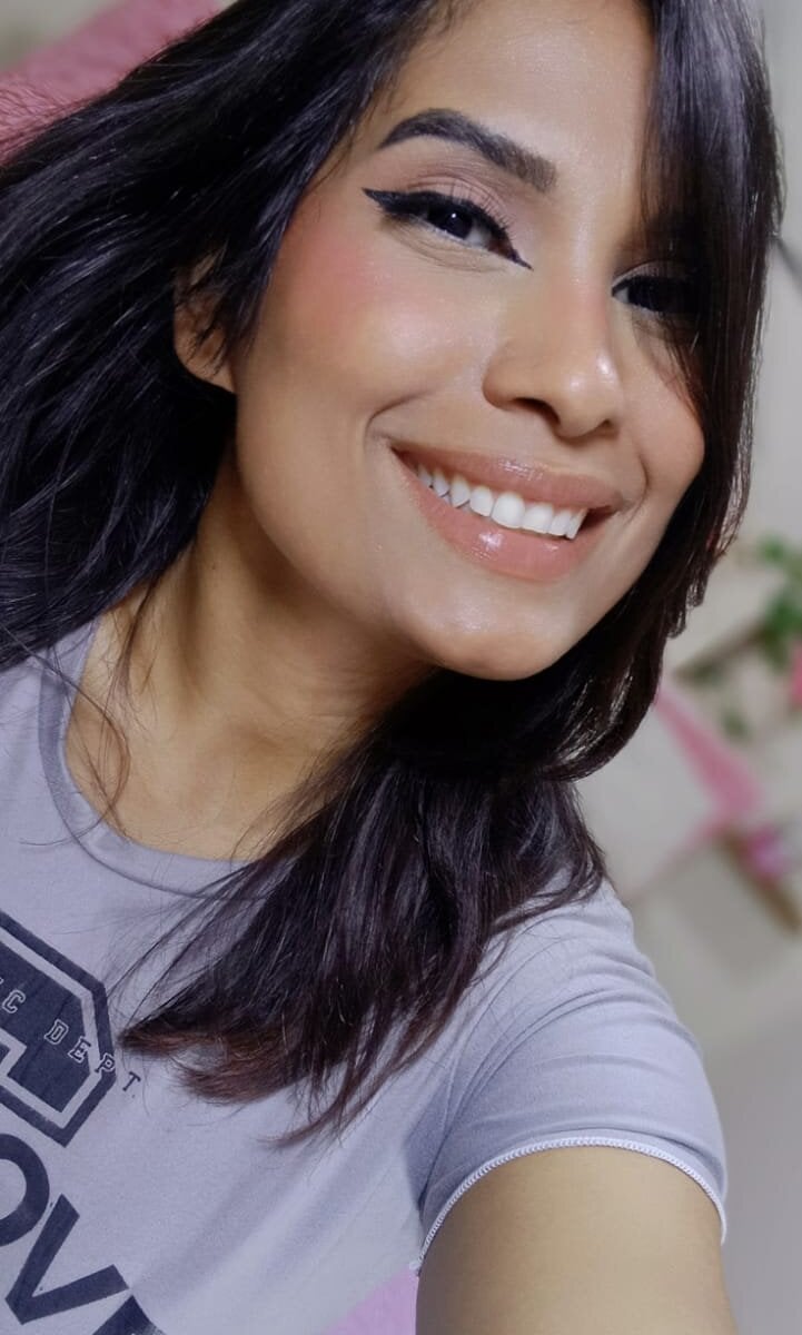 Paullette_Sexy