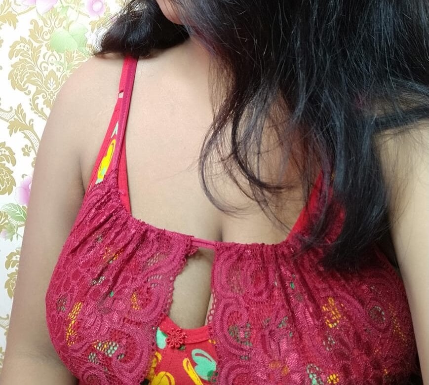 Reena_queen