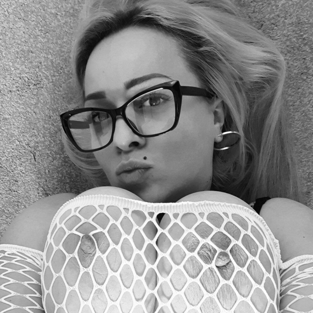 RuxyHuge42ETT