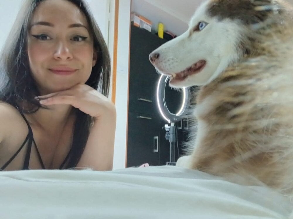 SALOMEE_LEE