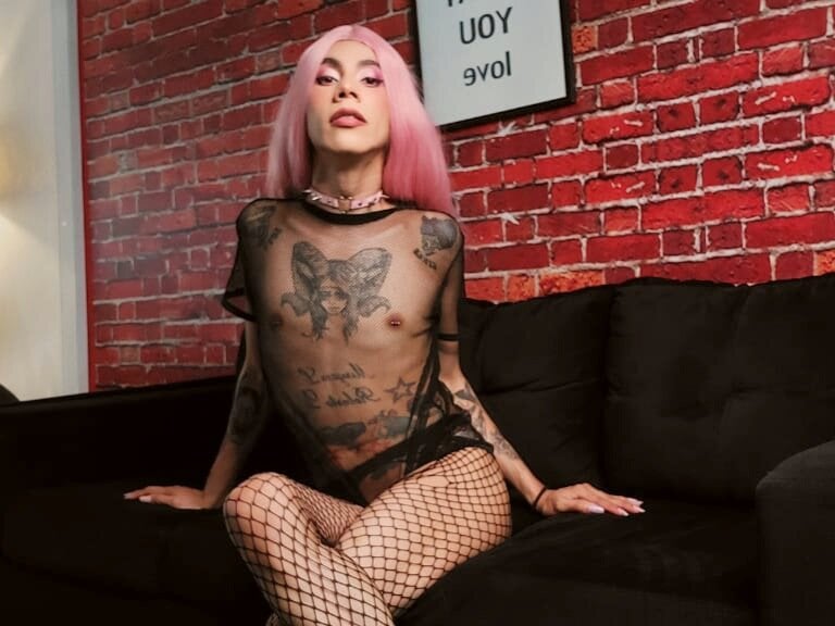 SKINNY_FEMBOY