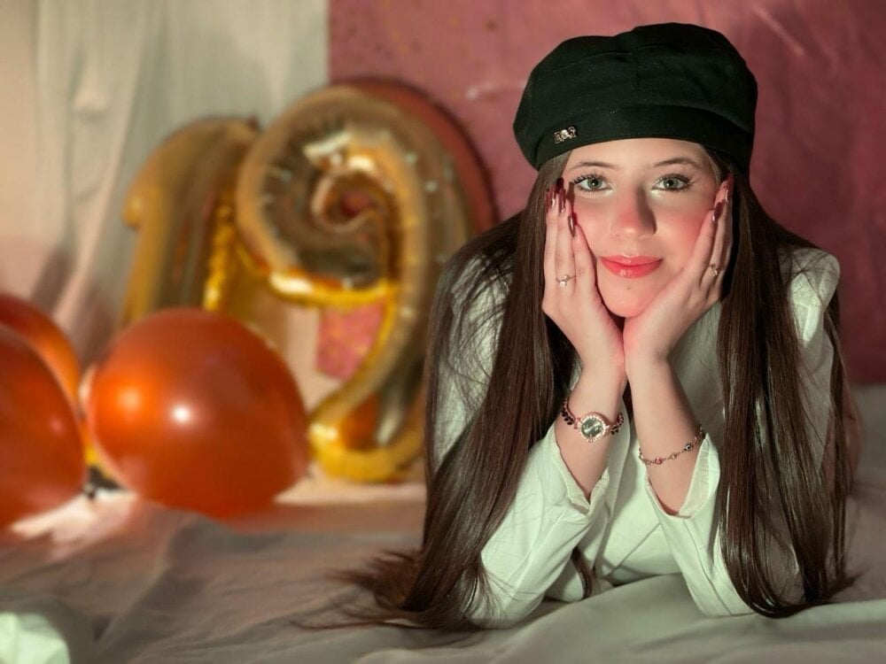 Sarah_sweet3