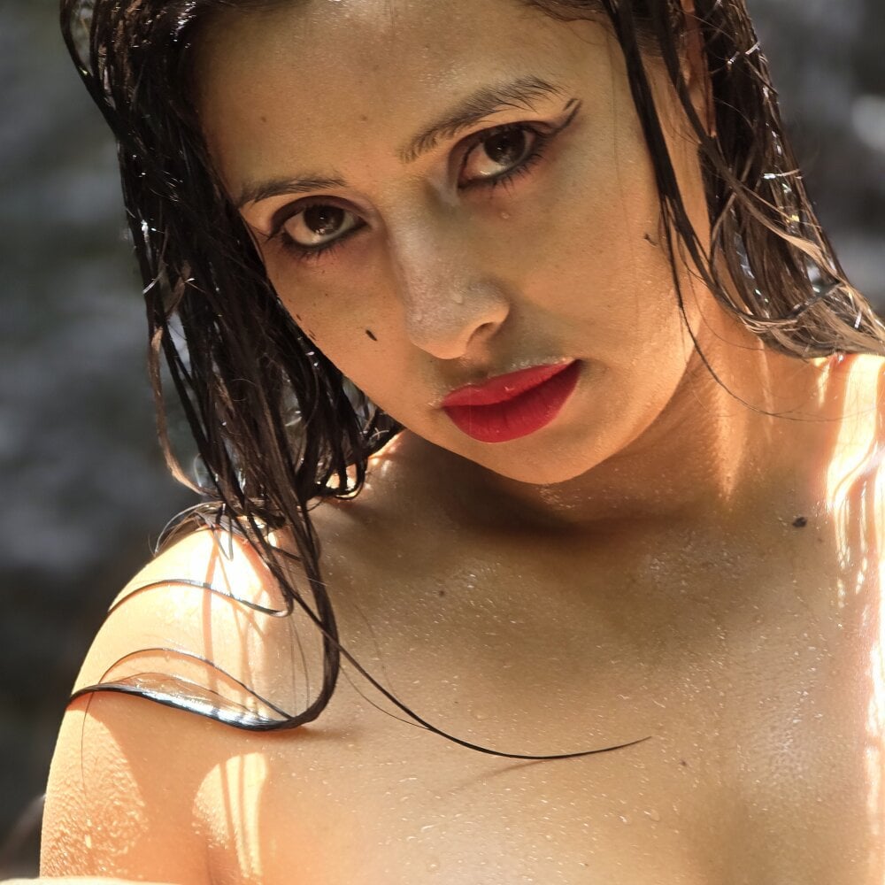 Sasha_Rosee