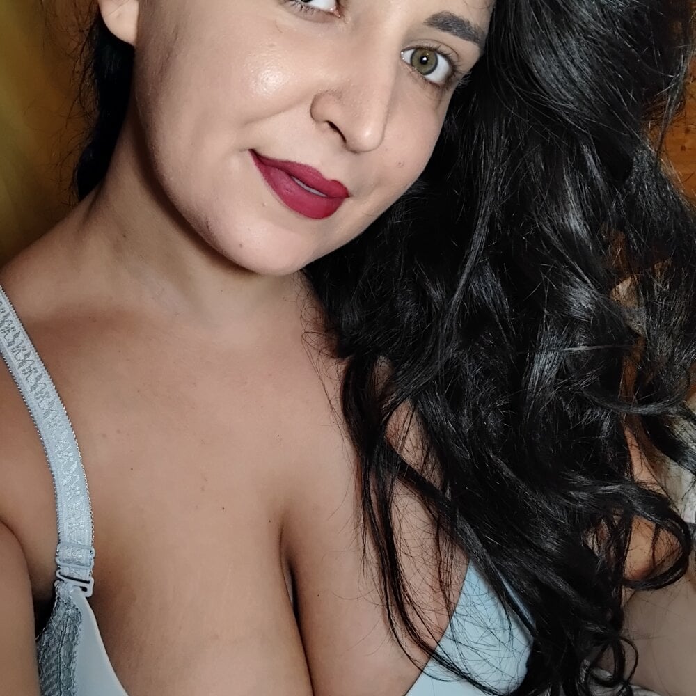 Selena-Selena