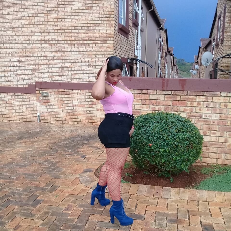 Shortqueenx2