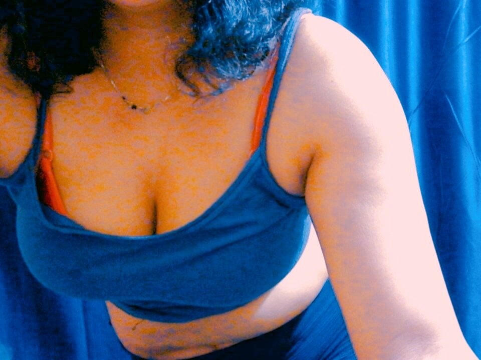 Sonali_Saxena
