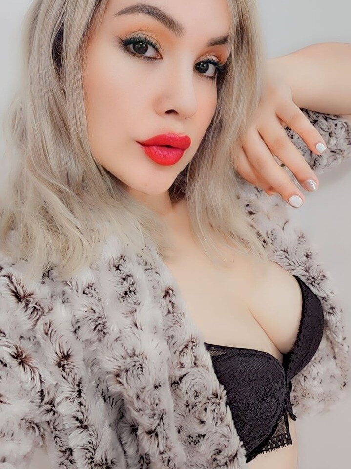 SophiNaughty