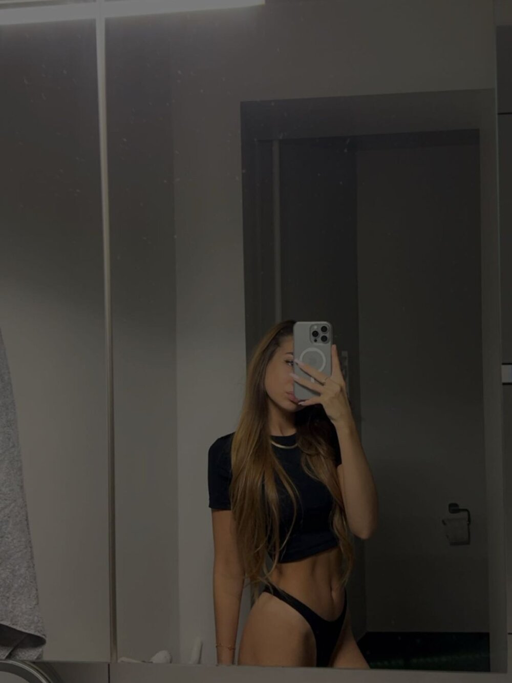 Tana_Locs