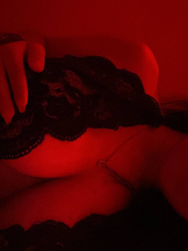 Thauanysexyhot